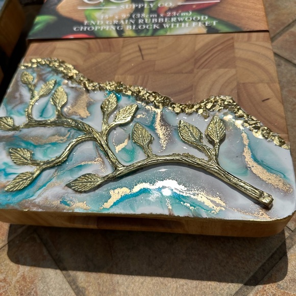 Resin Cheese Board / Charcuterie Board .  Only large available. - Picture 8 of 11